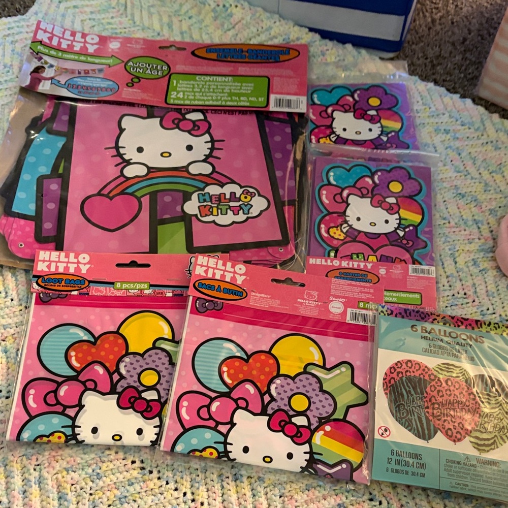 Hello Kitty Pink Birthday Banner,bags and thank you cards all new